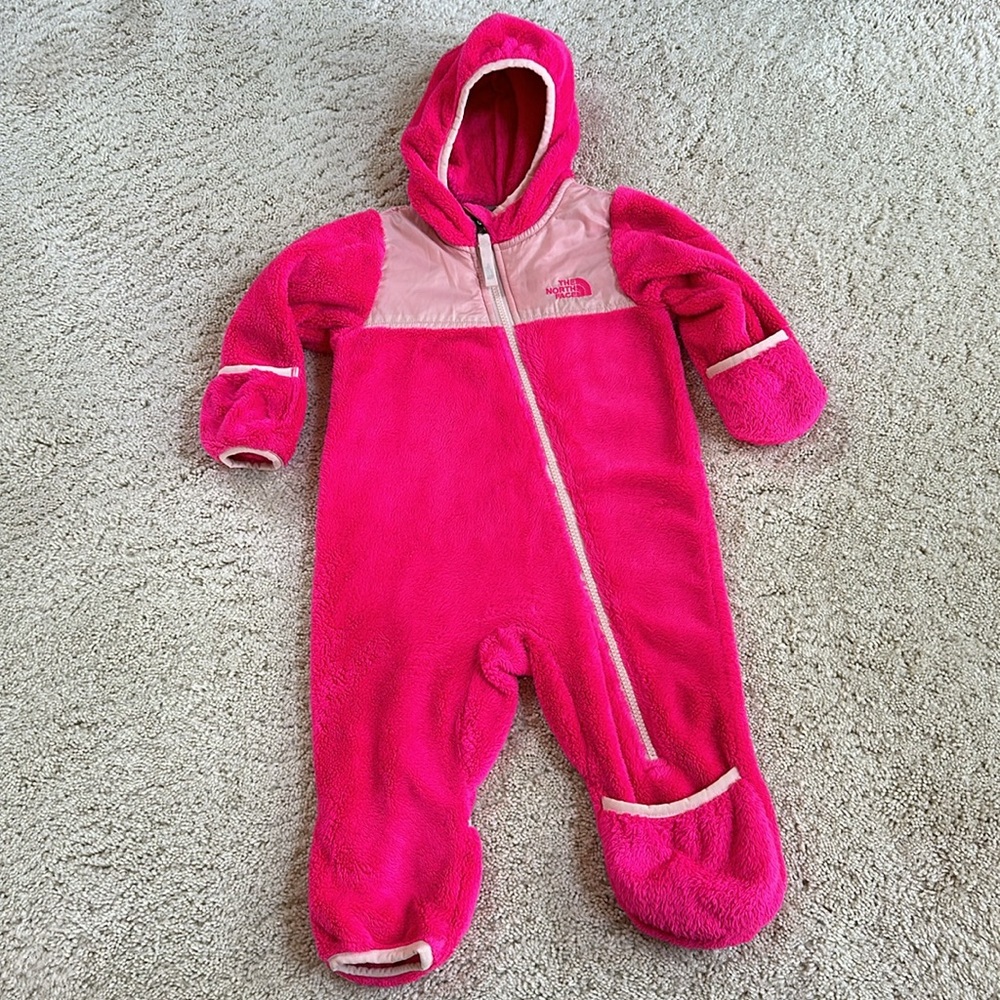 North Face Oso Infant Girls Fleece Bunting, size 6-12 months